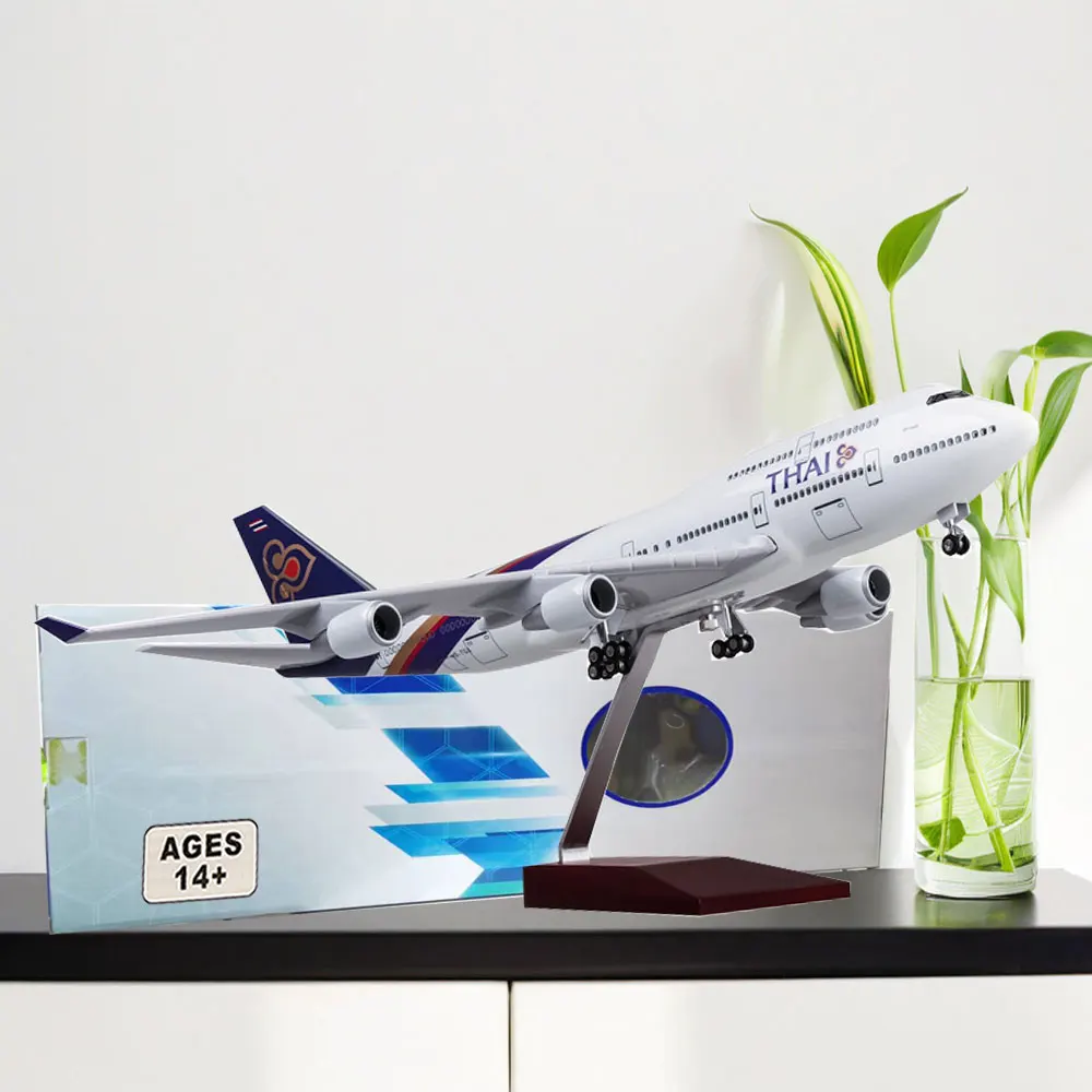 Scale Model Airplane for Thai Airways 747 Die-cast Resin Aircraft 47CM Model Aircraft with Lights and Wheels Plane Set (w