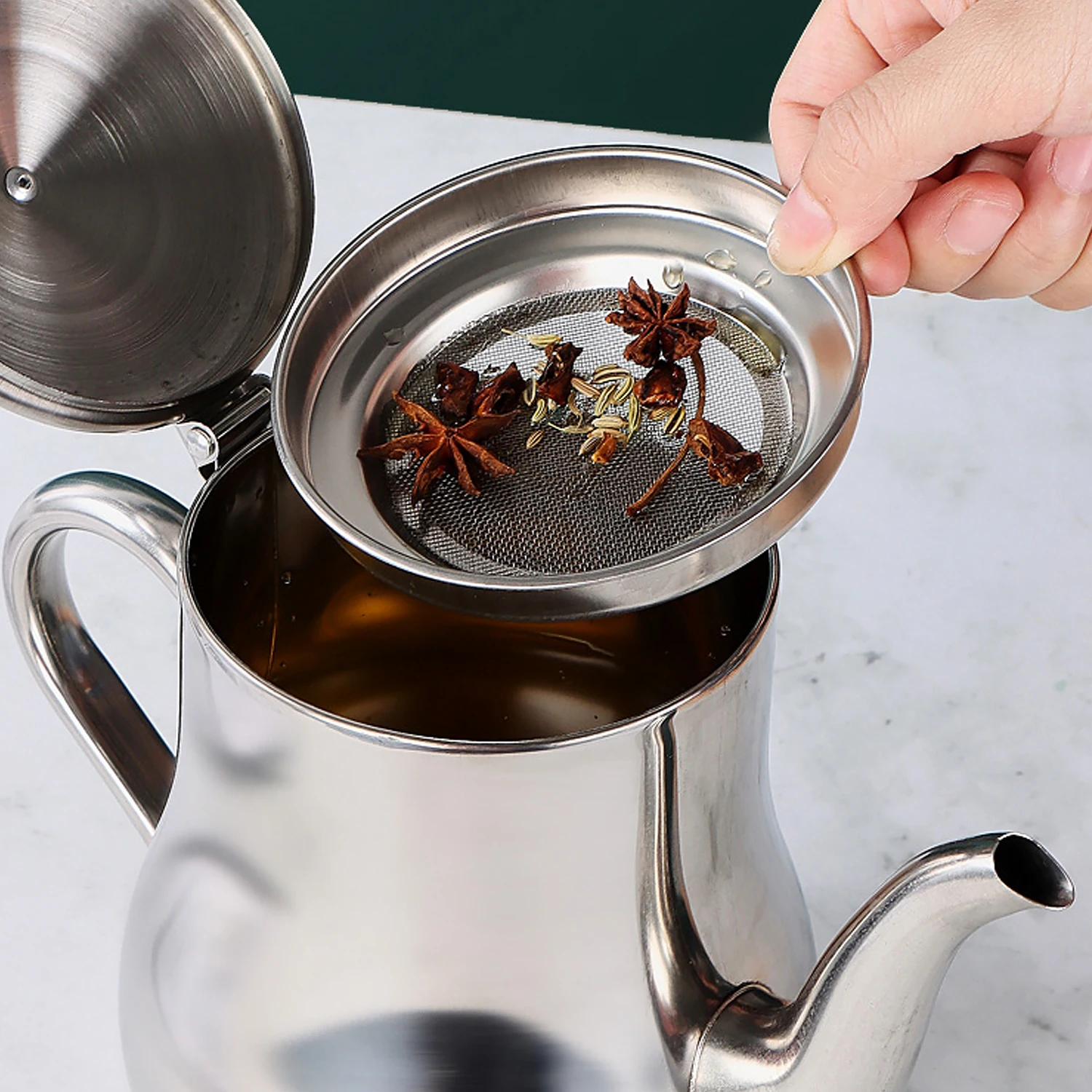1Pc Household Stainless Steel Oil Pot with Filter Oil Filter Pot Stainless Steel Cooking Oil Storage Pot Kitchen Gadget view 4