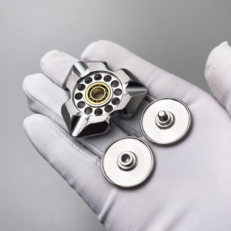 LarkEDC lumière et ombre Valkyrie couteau mécanique en métal motif artisanat trois pages Fidget Spinner jouet de décompression