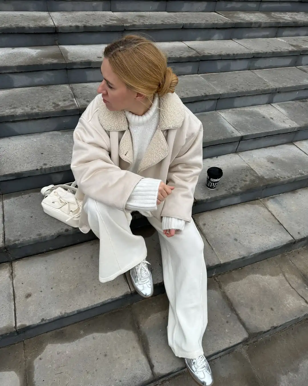 Camurça sólida forro de pelúcia jaqueta feminina casual manga cheia lapela com decote em v botão solto jaquetas curtas 2026 senhora inverno rua outwear