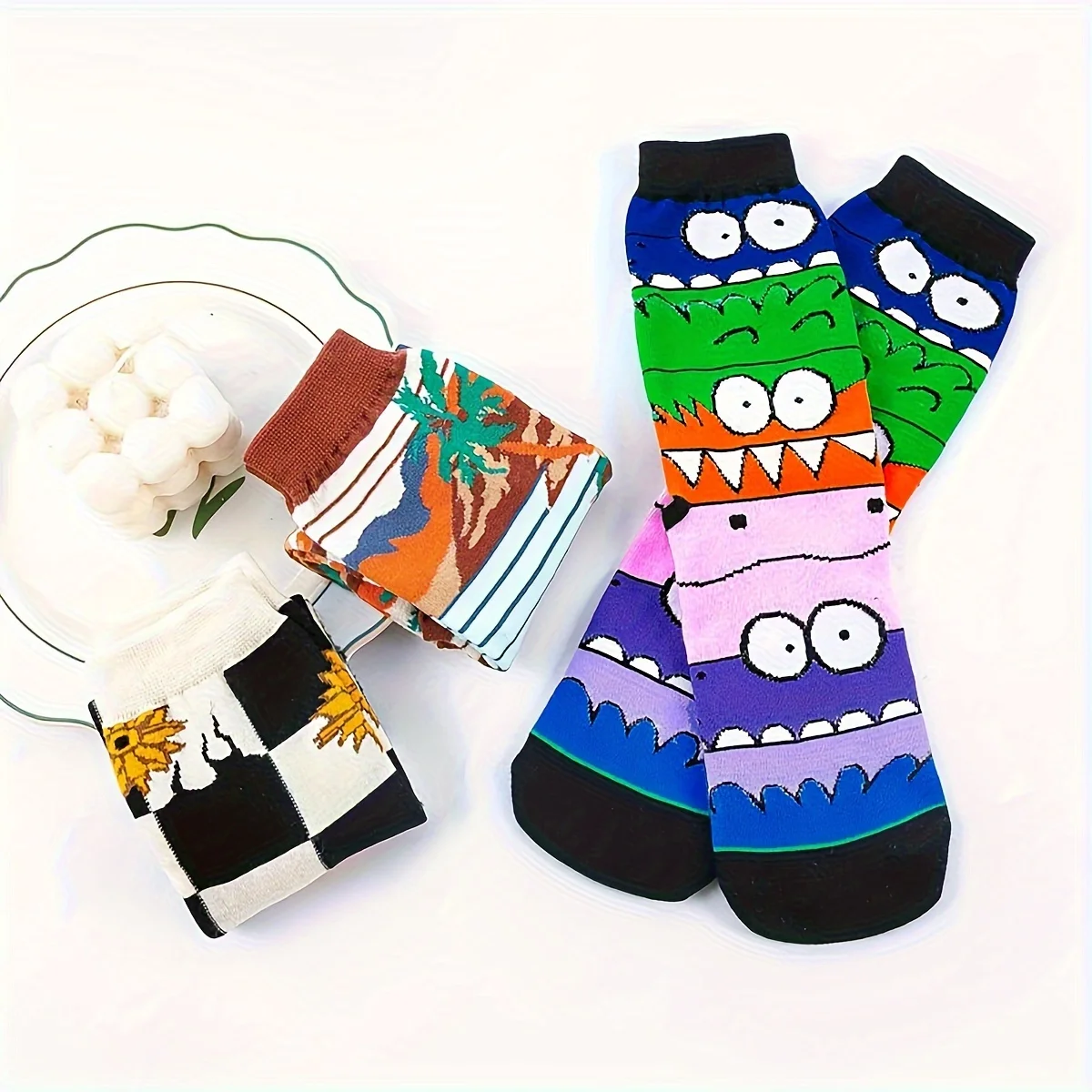 1 Pair Unisex Cartoon Monster Print Socks Trendy Comfy Mid Tube Women Socks Suit For All Seasons