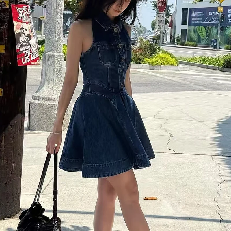 

2025 Summer French waist-cinching, backless, halter-neck denim dress, elegant lapel A-line sleeveless vest dress