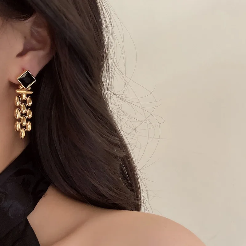 Oval Bead Tassel Earrings 18k Gold Plated Black Stone Drop Earrings Elegant Vintage Statement Earrings Party Jewelry Gift