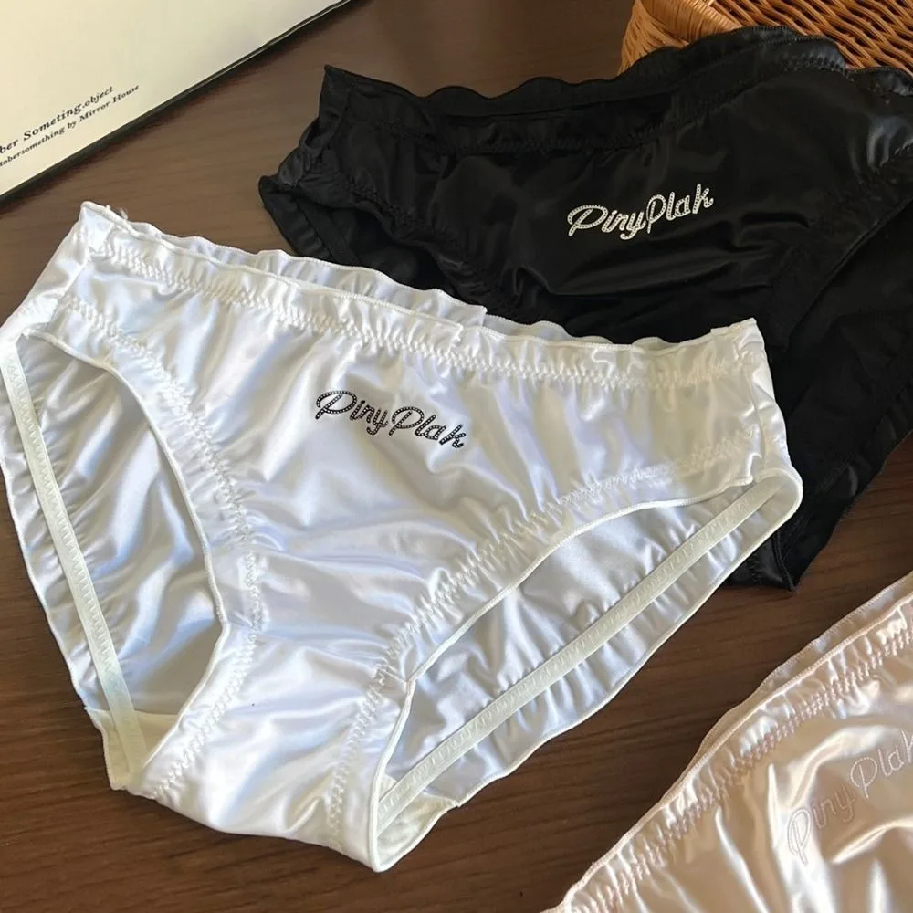 Crystal Letter Ruffle Satin Panties Seamless Underwear Rhinestone Briefs Mid Waist Solid Color Women\'s Underpants Girl