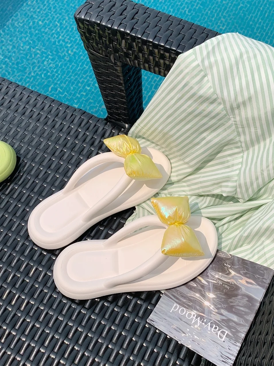 Flip-flops Female 2023 Summer Bow Knot Slipper Clip Foot Sandals Seaside Anti-skid Beach Shoes Sandals