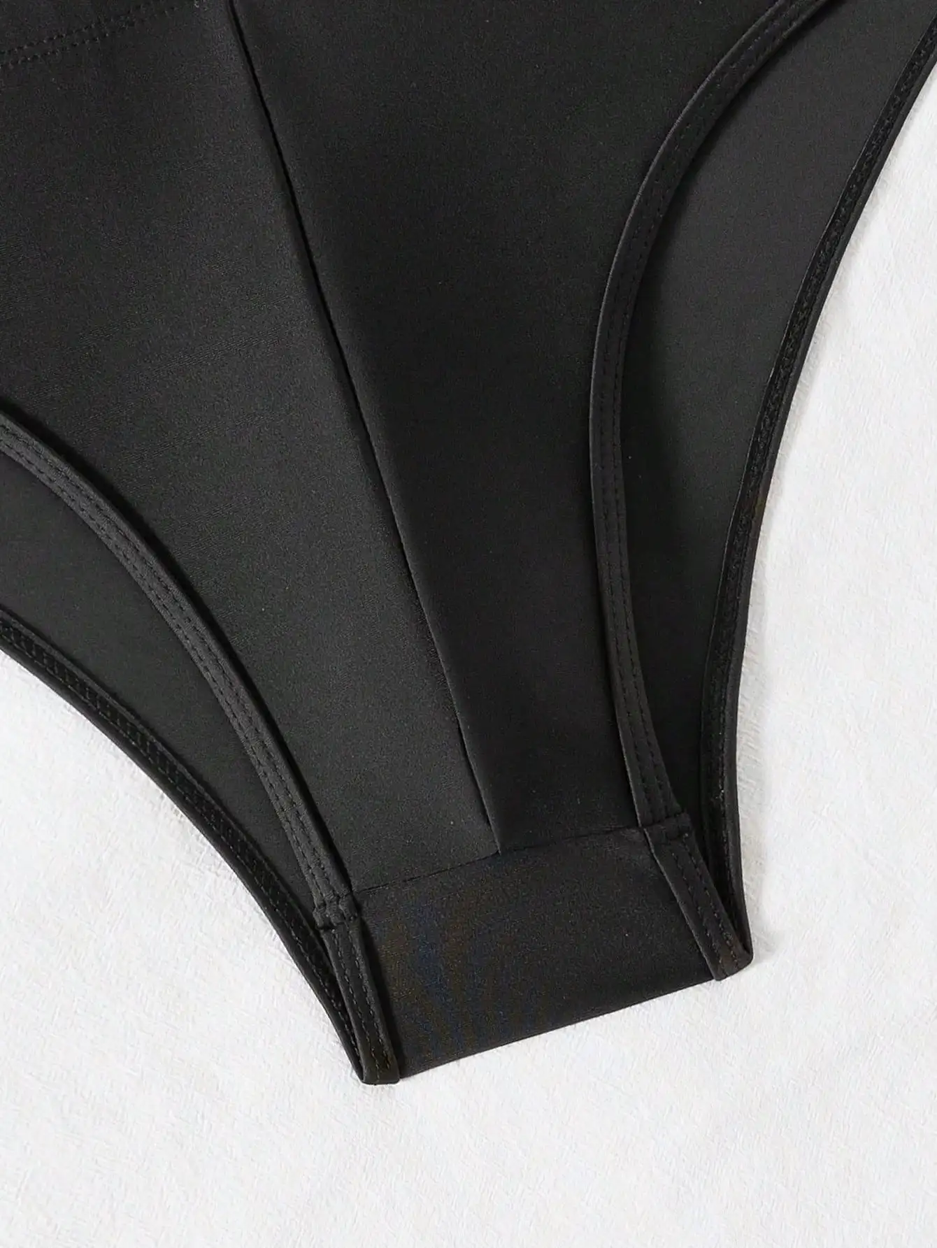 

Мужские плавки-стринги однотонного цвета для пляжа, бассейна и отдыха