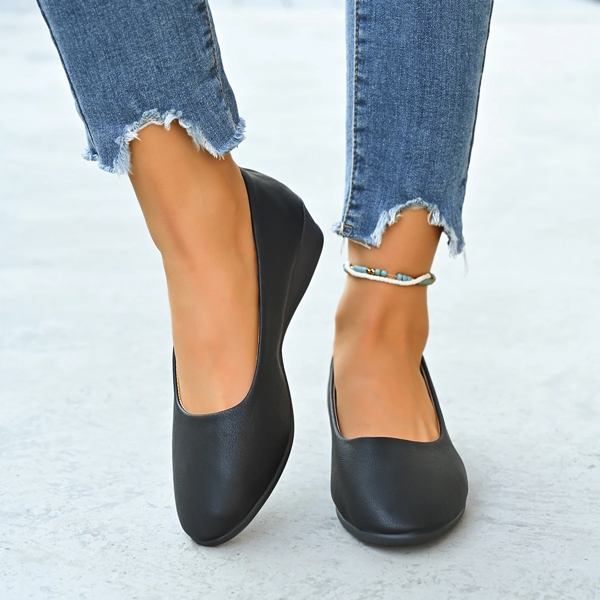 Primavera y otoño elegante cabeza redonda Sexy tacón medio zapatos casuales de moda más vendidos nuevos zapatos de mujer cómodos