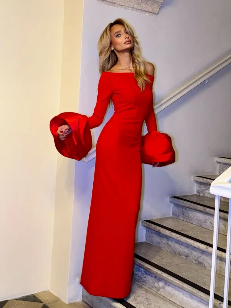 드라마틱한 러플 소매가 있는 우아한 오프 숄더 레드 크리스마스 드레스 – 긴 소매 생일 이브닝 가운 여성 파티 복장