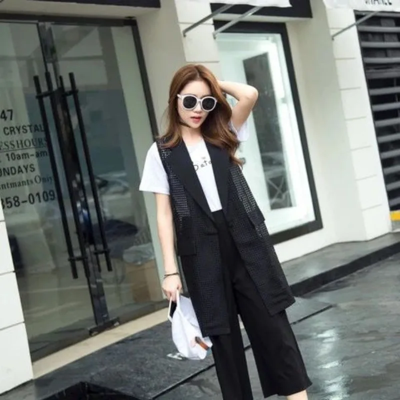 Luxury Hollow Out Vests Women Spring Summer Sleeveless Cardigan Jacket Black White Vest Waistcoat Chic Tops New