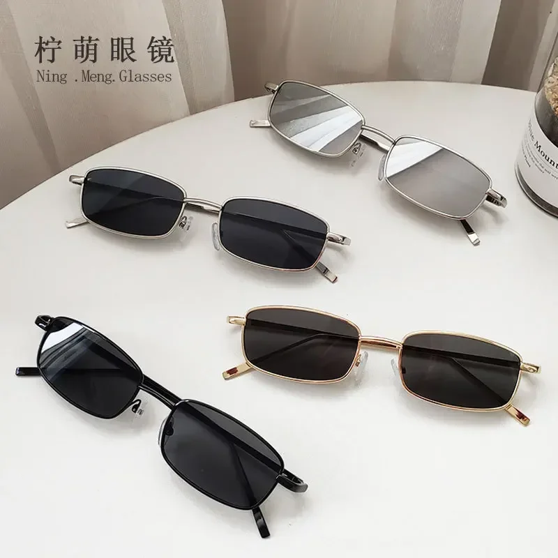 

2025 new rectangular small frame sunglasses for women Tiktok Kwai net red sunglasses for men street shooting polarizer