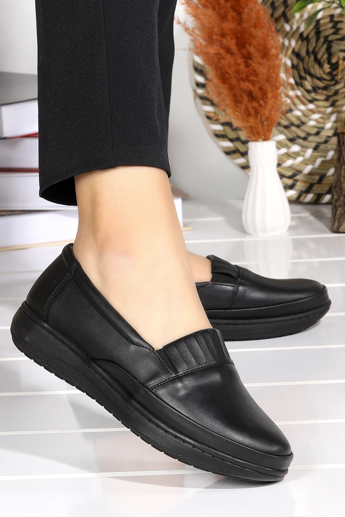 Woggo P 04 Large Size Casual Comfort Special Heel Gel Mother Daily Shoes