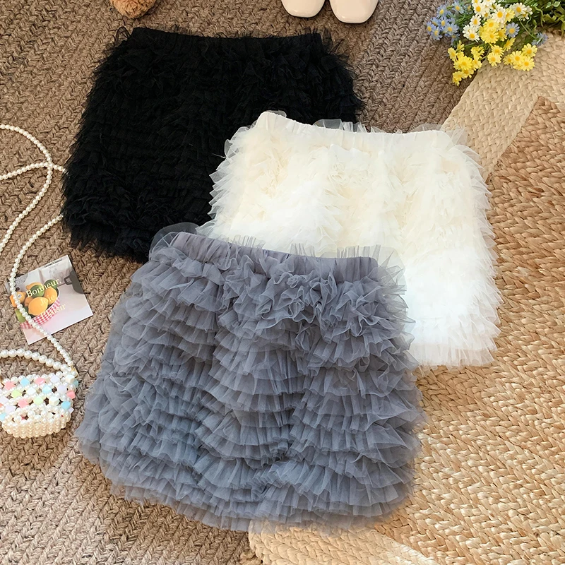 

Женская мини-юбка с рюшами и асимметричным подолом, из фатина, на резинке, многоярусная, черно-белая, короткая, с шортами