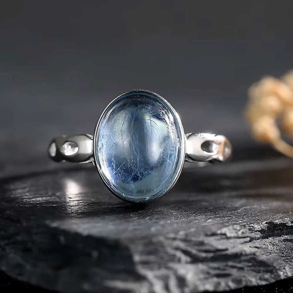 

Luxurious S925 ring paired with 8x10mm natural aquamarine, high-end and elegant women's jewelry, suitable for daily wear a gift