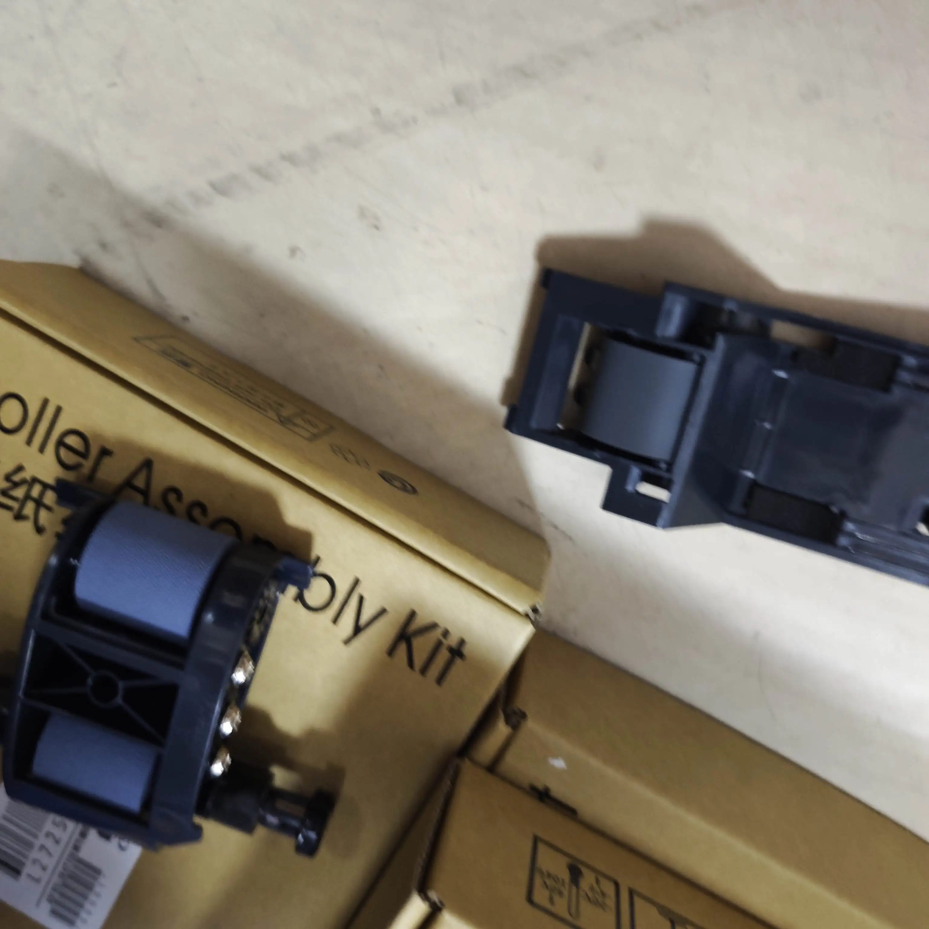 

5SETS ADF Roller Replacement Kit for HP 500 MFP M525 M575 M775 M725 M630 M651 M680 ScanJet 7500 8500 OfficeJet X585 L2725-60002