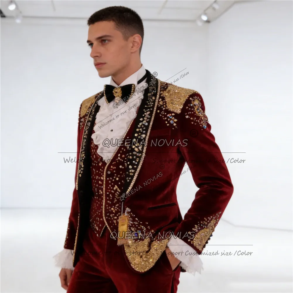 

Эксклюзивные мужские костюмы с бисером и кристаллами для свадьбы, однобортные пиджаки для жениха, банкетные блейзеры, индивидуальные бархатные мужские смокинги, Ropa Hombre