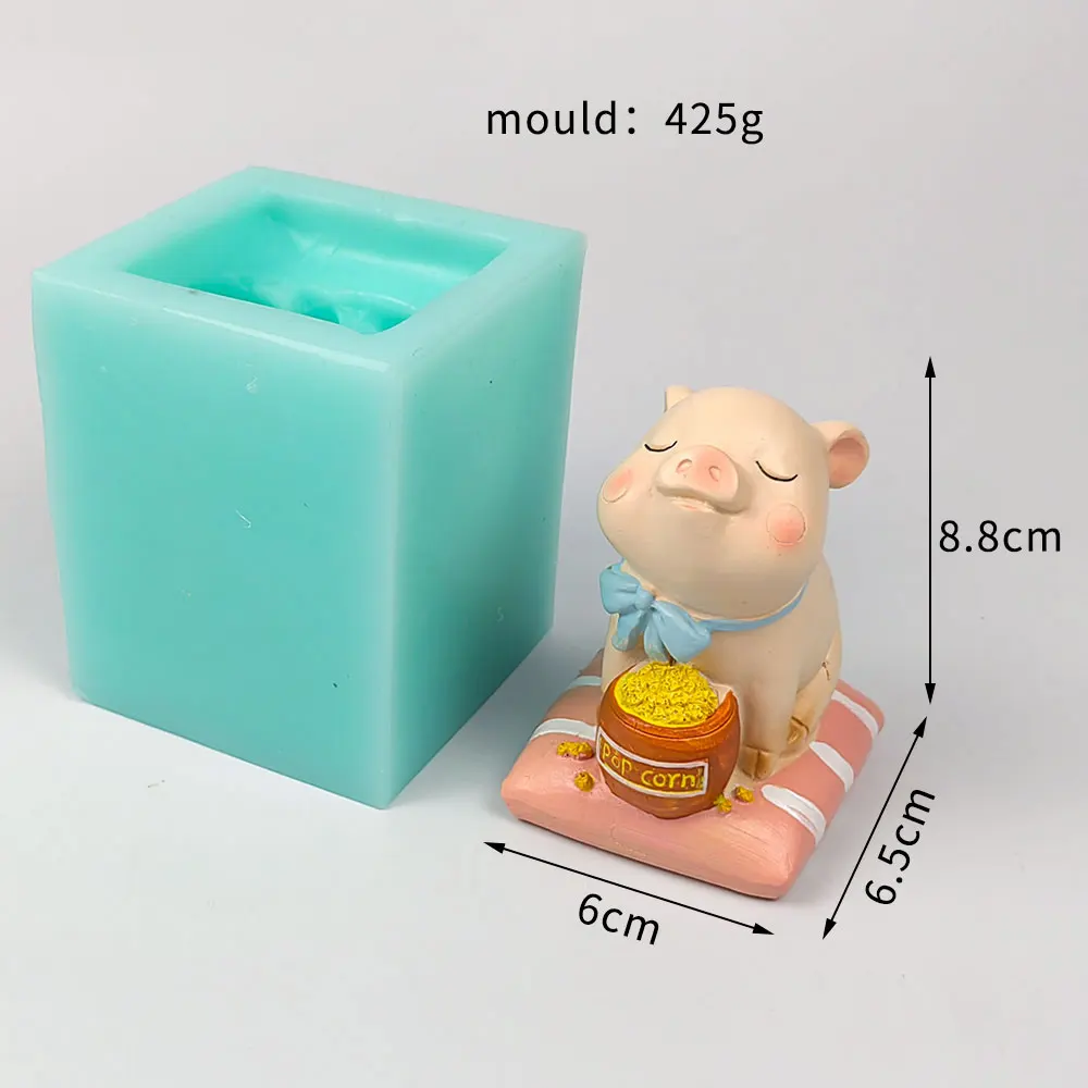 

3D Cute Pig Silicone Mold Piggy Car Decoration Cake Chocolate Mousse Dessert Molud Fondant Cake Decorating Baking Tools DW0429