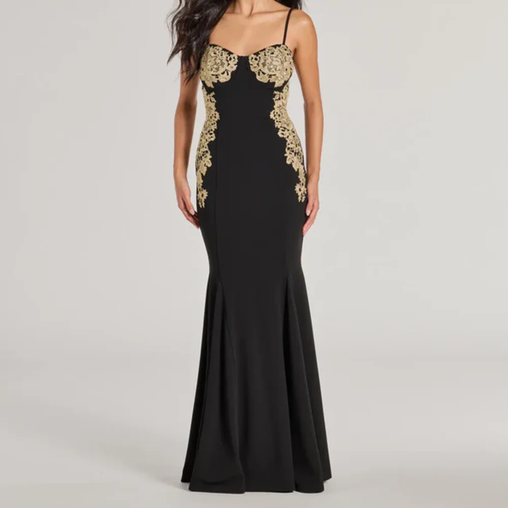 

Элегантные платья для выпускного вечера цвета фуксии с аппликацией 2023, платья русалки без рукавов с иллюзией и вырезом лодочкой, свадебные платья для гостей сзади