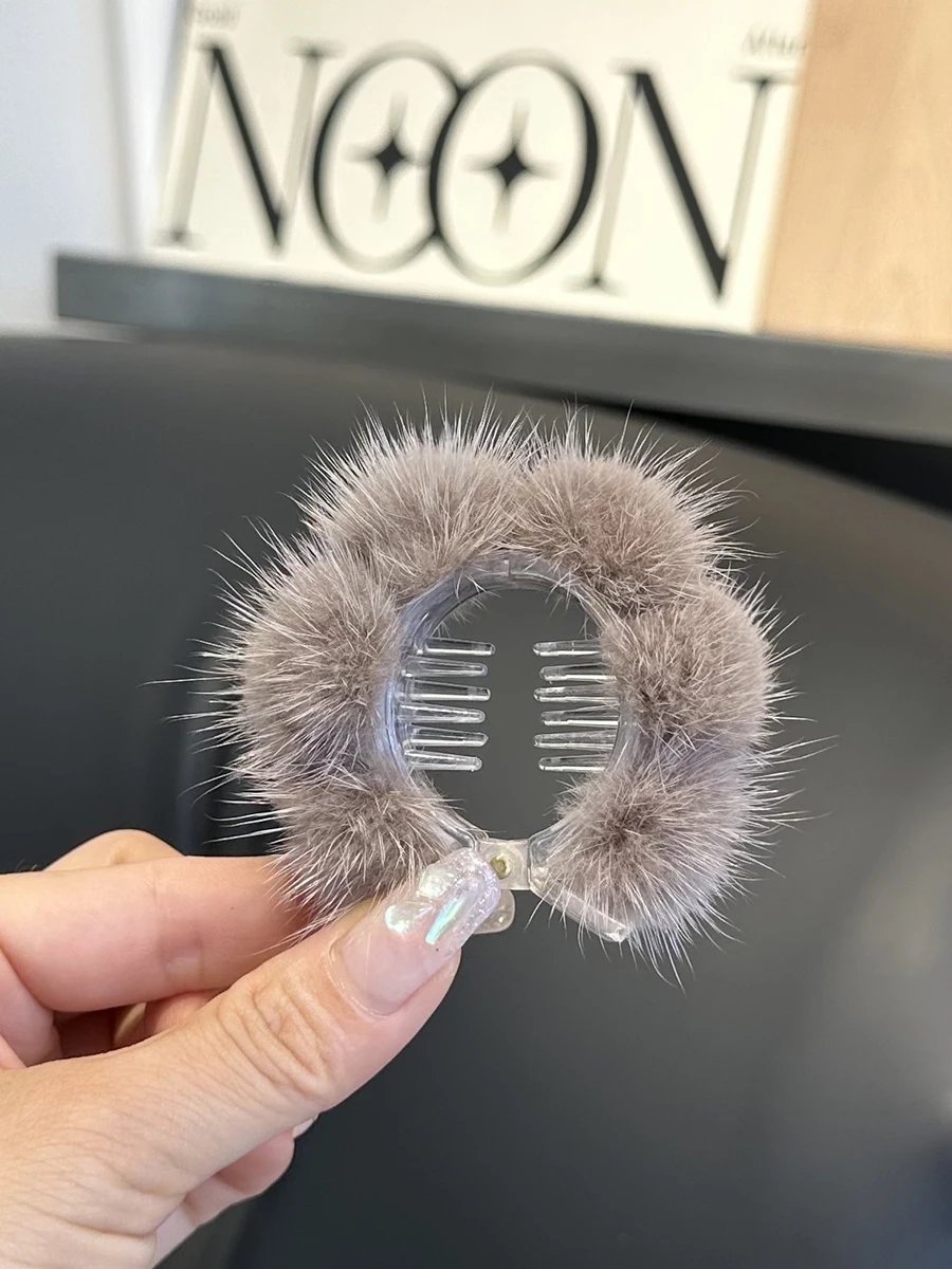 New Hairpin Cute Plush Natural Mink Fur Hair Claw Women Elegant Temperament Real Fur Hairgrips Fashion Hair Accessories