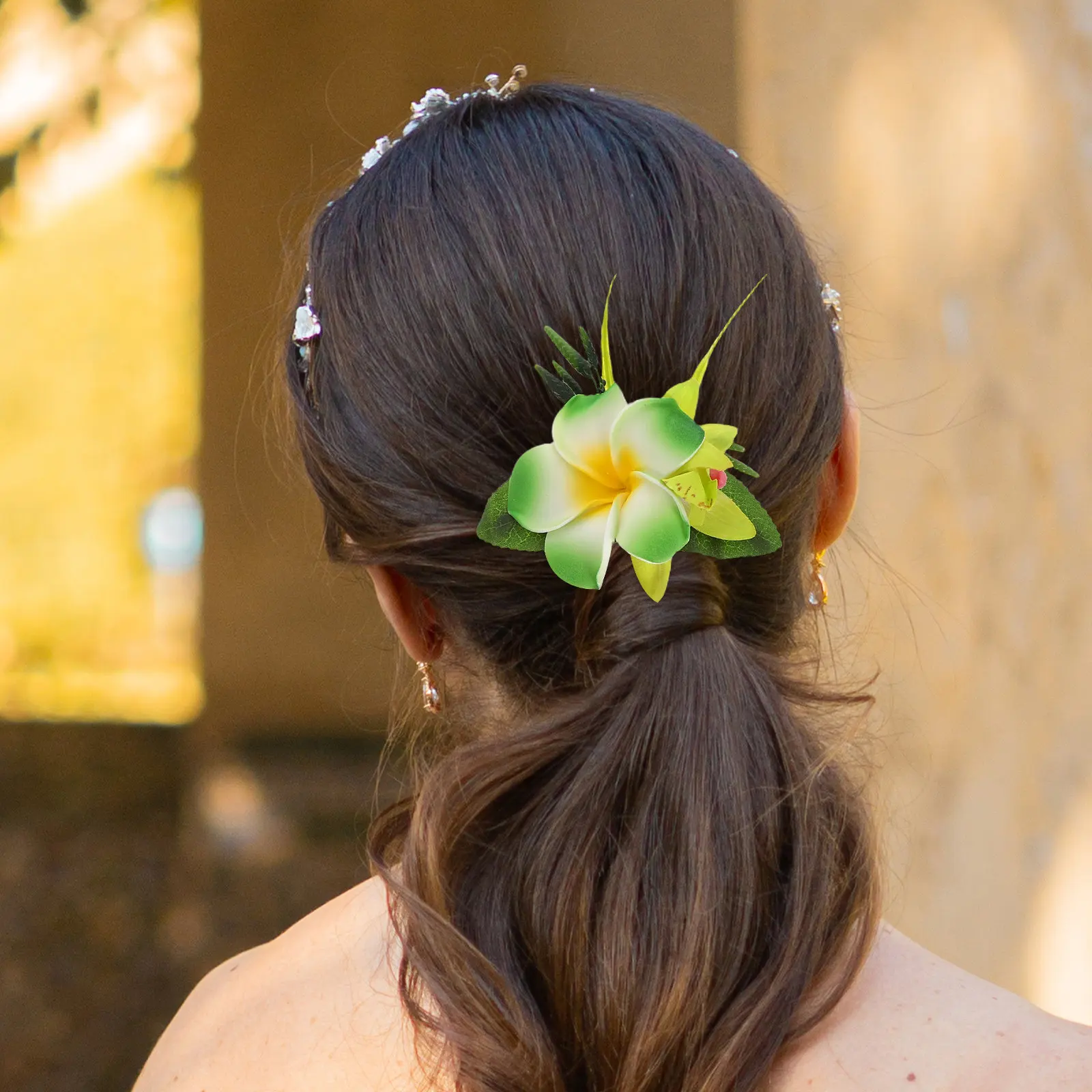 

4pcs Plumeria Hair Comb Tropical Floral Styling Accessory For Beach Wedding Bridesmaid Vacation Hair Jewelry Bun Decoration