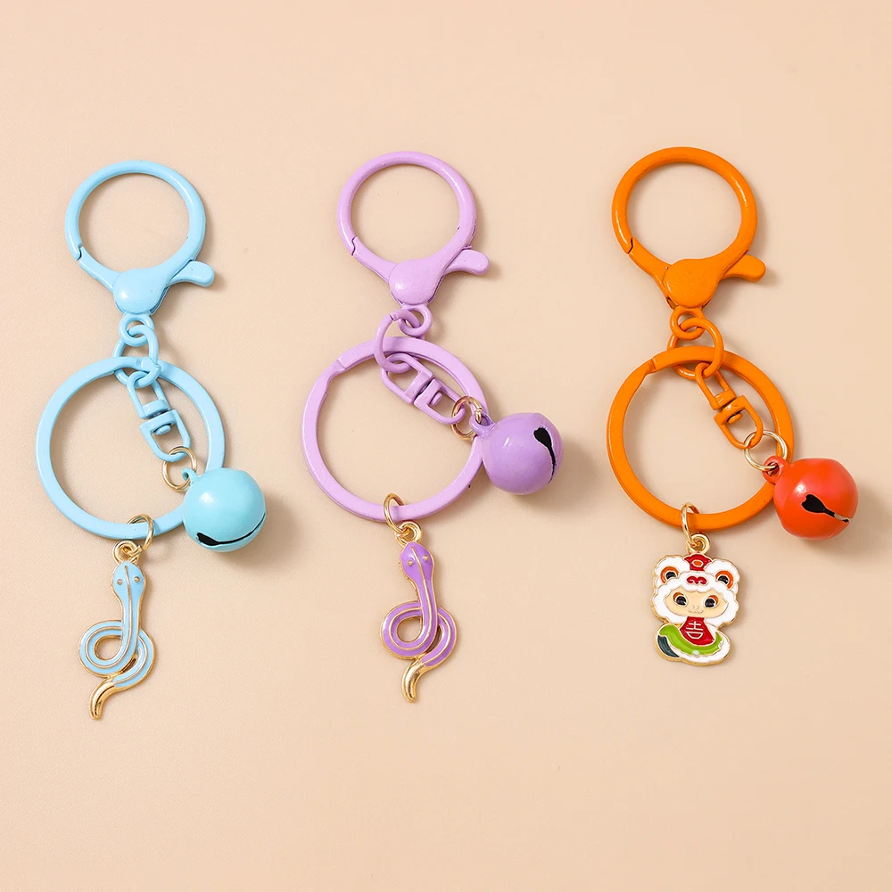 

Cute Cartoon Enamel Snake Keychains Metal Keyrings for Women Men Car Keyholder Gifts Handbag Pendants DIY Handmade Jewelry