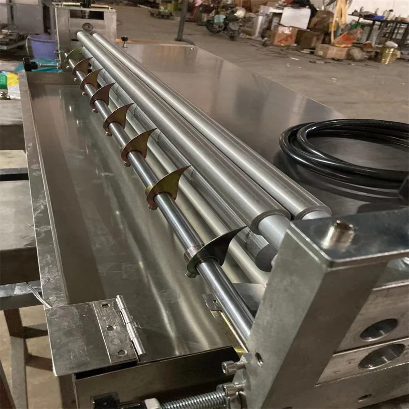 آلة طلاء الغراء البارد الساخن آلة لصق الطاولة