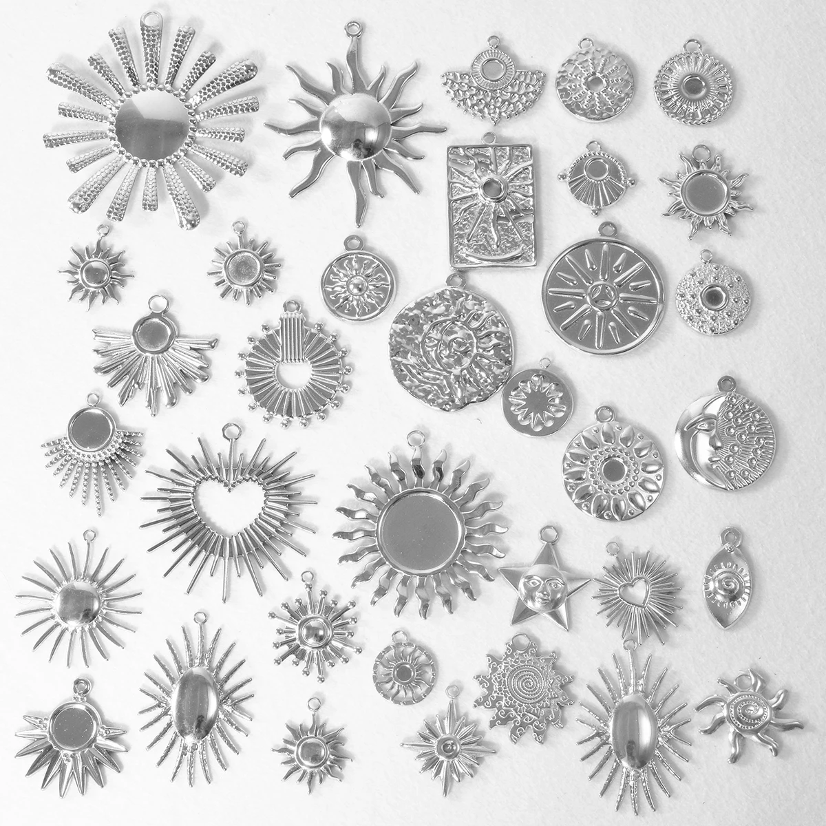 

Fashion 6pcs./lot Steel Color Sun Shaped Charms Settings Pendants Accessories DIY For Necklace Bracelet Earrings Jewelry Makings