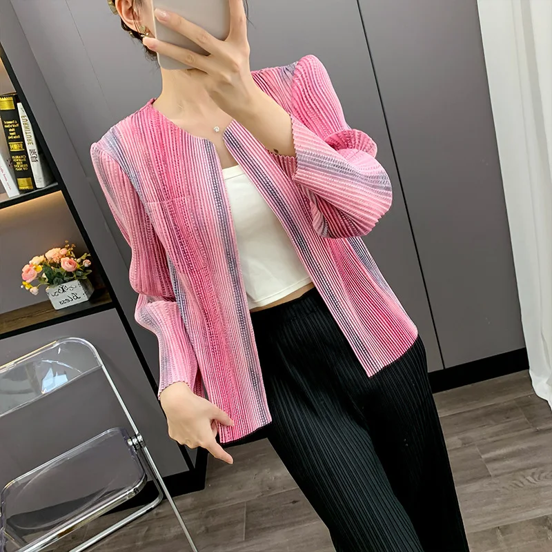 Miyake Summer New 2025 Folded Striped Printed Top Women's Fashion Loose Short Versatile Pleats Small Jacket Pleated Cardigan