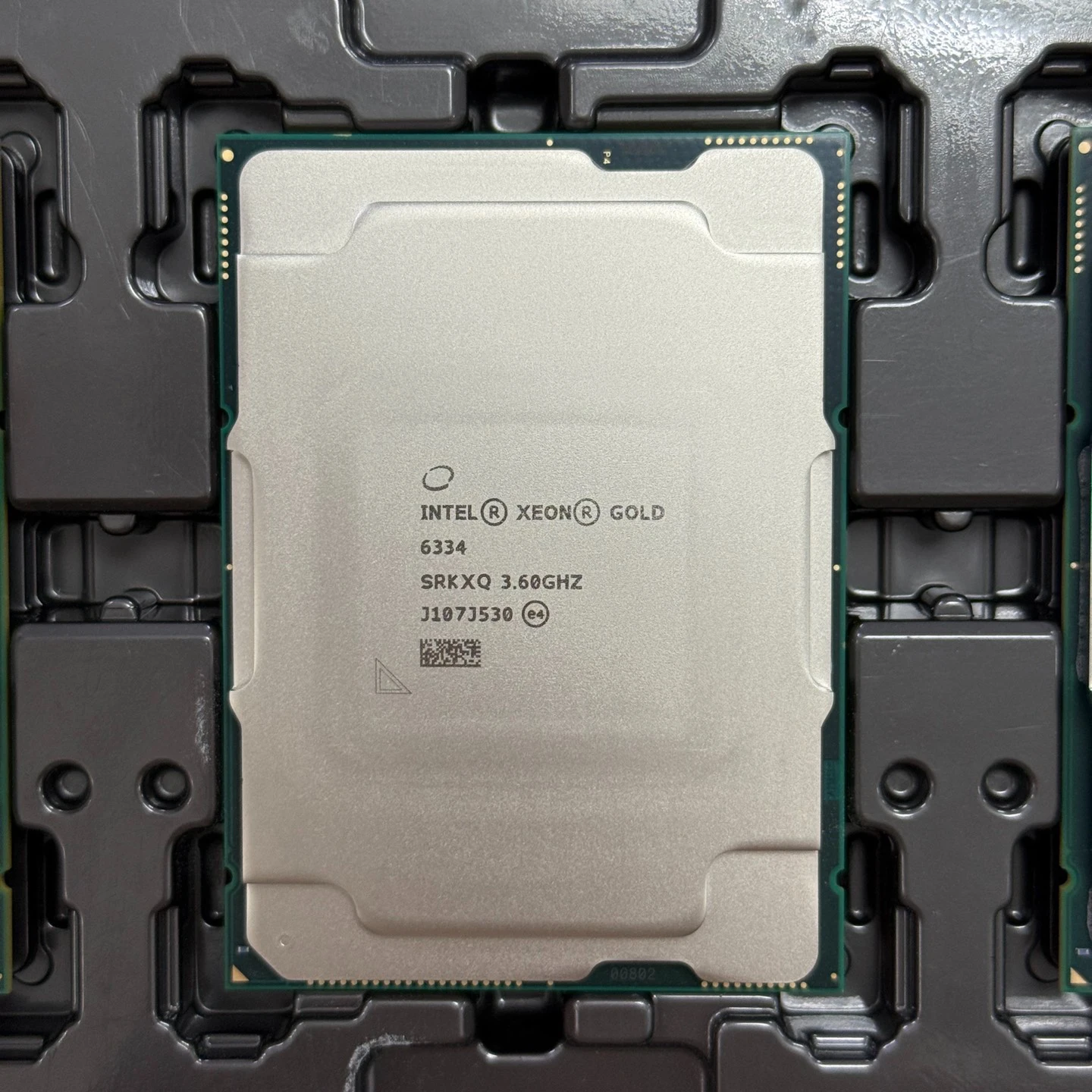 Original New Intel 6326 6328 6342 6346 6350 6338 6334 Cpu Server Processor Cpu With Warranty