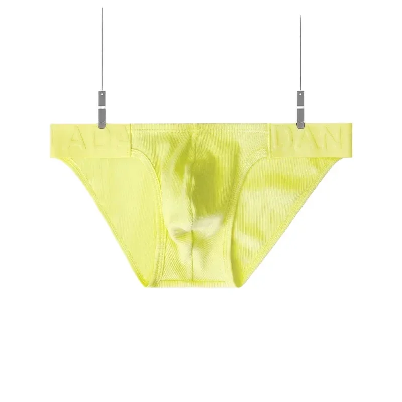 Simple, solid color, new candy color, low waist and high fork briefs, cotton breathable and convex pouch men's underwear AD756
