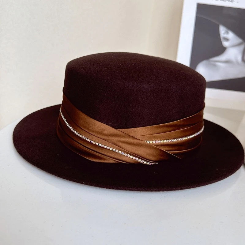 High-end Boutique Real Pleated Satin Ribbon Rhinestone Top Hat Autumn and Winter Wide-brimmed to Make a Big Face Look Smaller