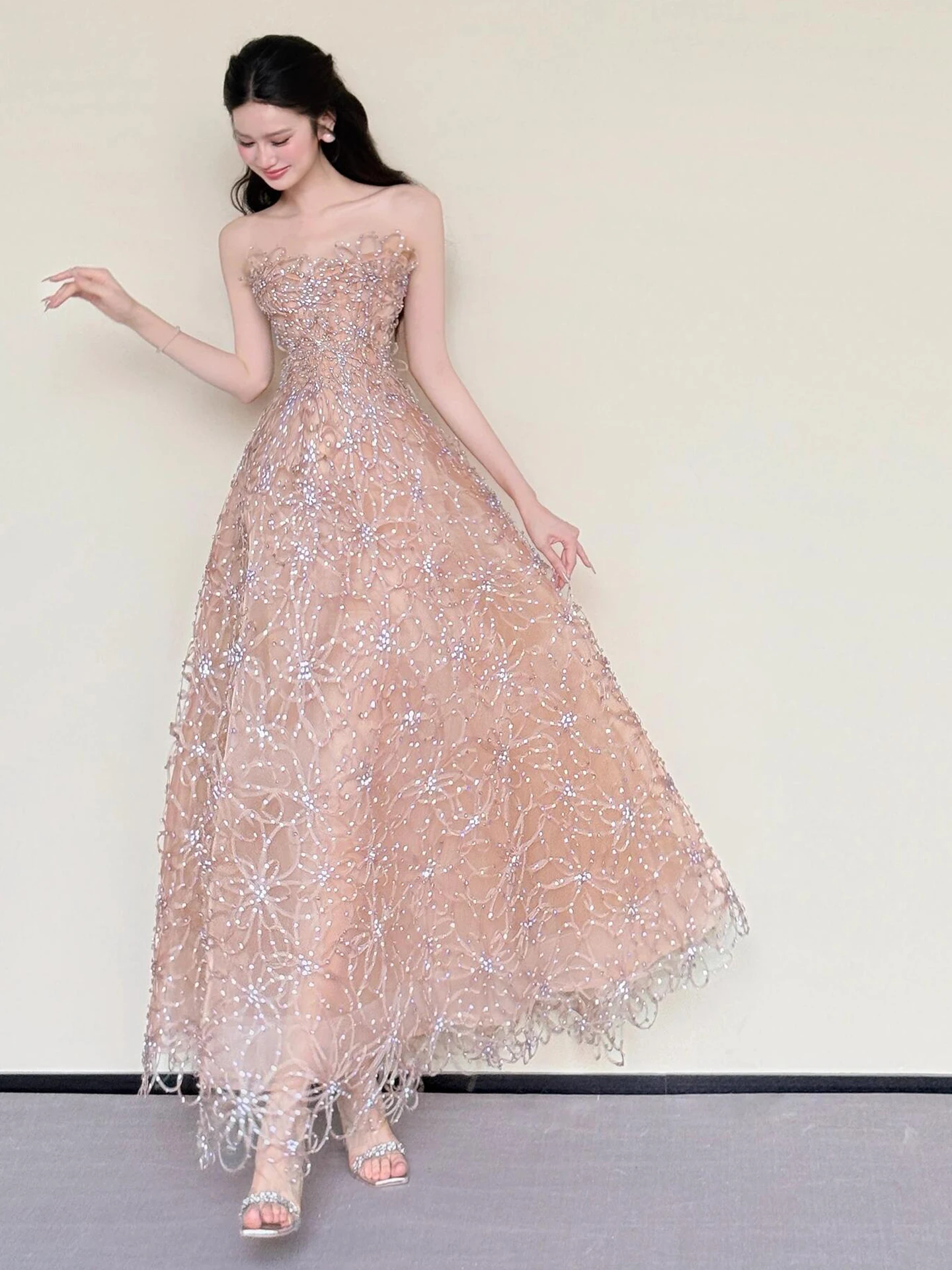 

Elegant Long Sleeveless Evening Gown for Hostess Wedding Engagement Party Princess Style Wedding Dress Beautiful Bridal Dress