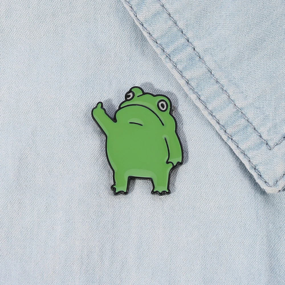 Funny Vertical Middle Finger Frog Brooch Creative Cartoon Animal Metal Badge Personality All-match Clothing Accessories