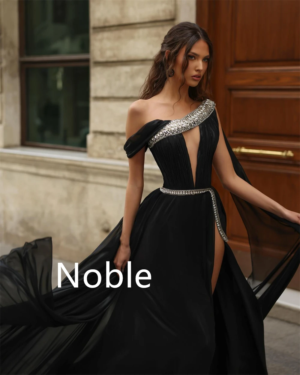 فساتين سهرة رسمية من الساتان الأسود مخصصة موضة كتف واحد فستان العودة للوطن ناعم سويب تراين فساتين مناسبة مخصصة #4