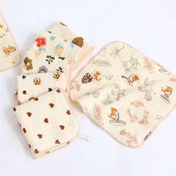 Newborn baby saliva towel wholesale 4-layer crepe pure cotton small square towel triangle bib can be hung kidsren's face towel