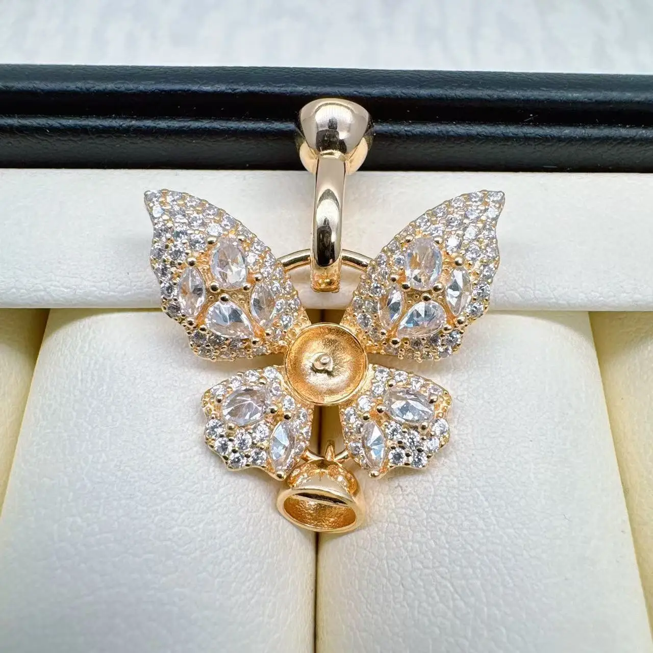 1pcs Gold-plated Copper Zirconia Butterfly Pearl-embellished DIY Necklace Bracelet Connector Jewelry Making Material Accessories