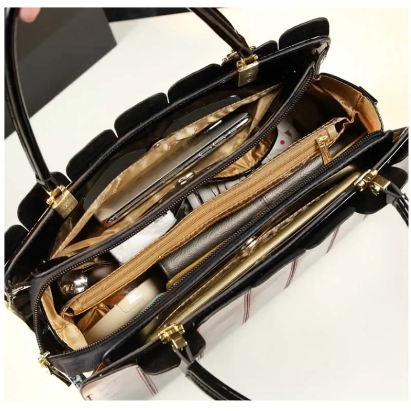 Fashion Atmospheric Patent Leather Messenger Bag Handbag Women Shoulder High Quality Casual Tote Ladies