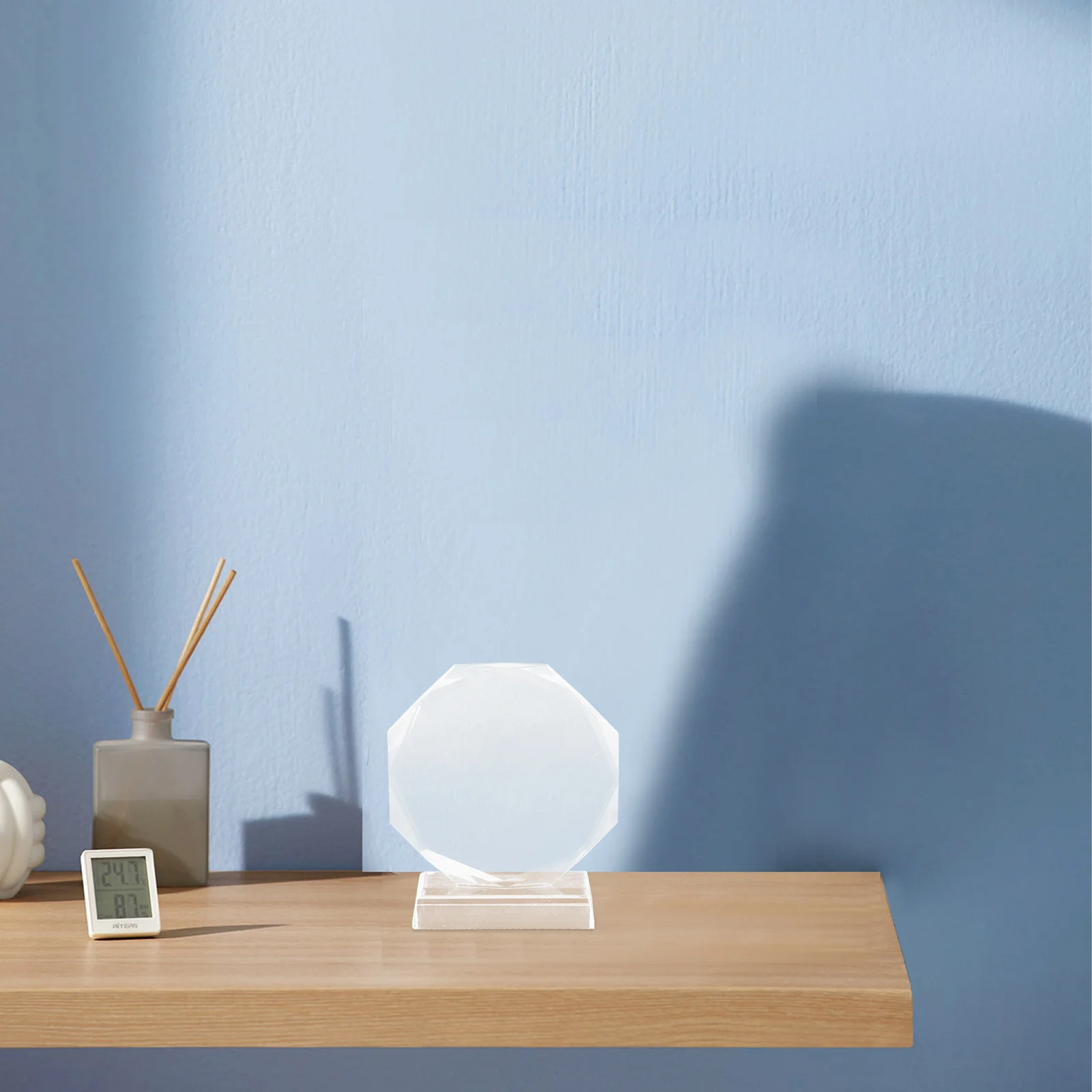 

Clear Crystal Trophy Decorative Transparent Award Prize Delicate Desktop Trophy Accessory for Festival Home Office