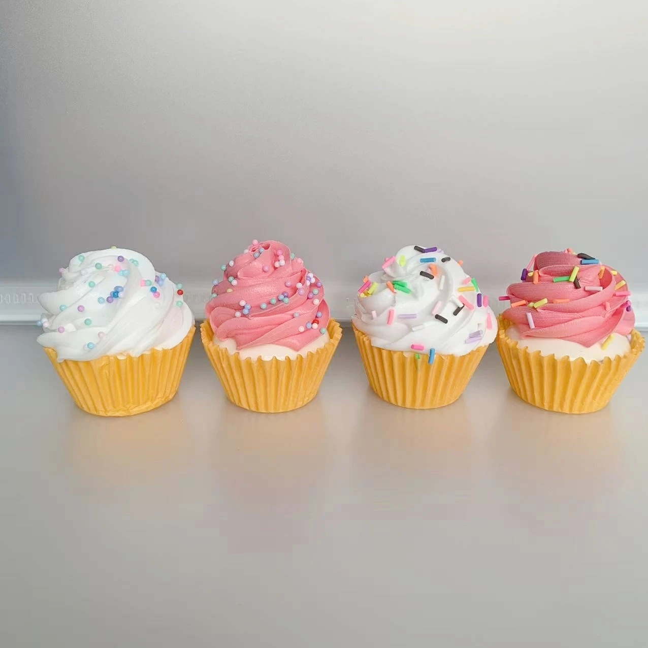 Cupcake-Modell Simulierter Kuchen Dessert-Produkt Ornament-Modell Bäckerei-Schaufenster-Dekoration Papierbecher Eiscreme-Modell Fotografie-Requisiten – Detail 5