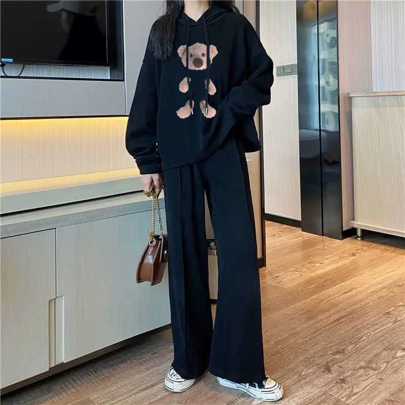 Leisure Bear Sports Set Women's 2024 Autumn/Winter New Korean Edition Leisure Loose Hoodie Wide Leg Pants 2-piece Set