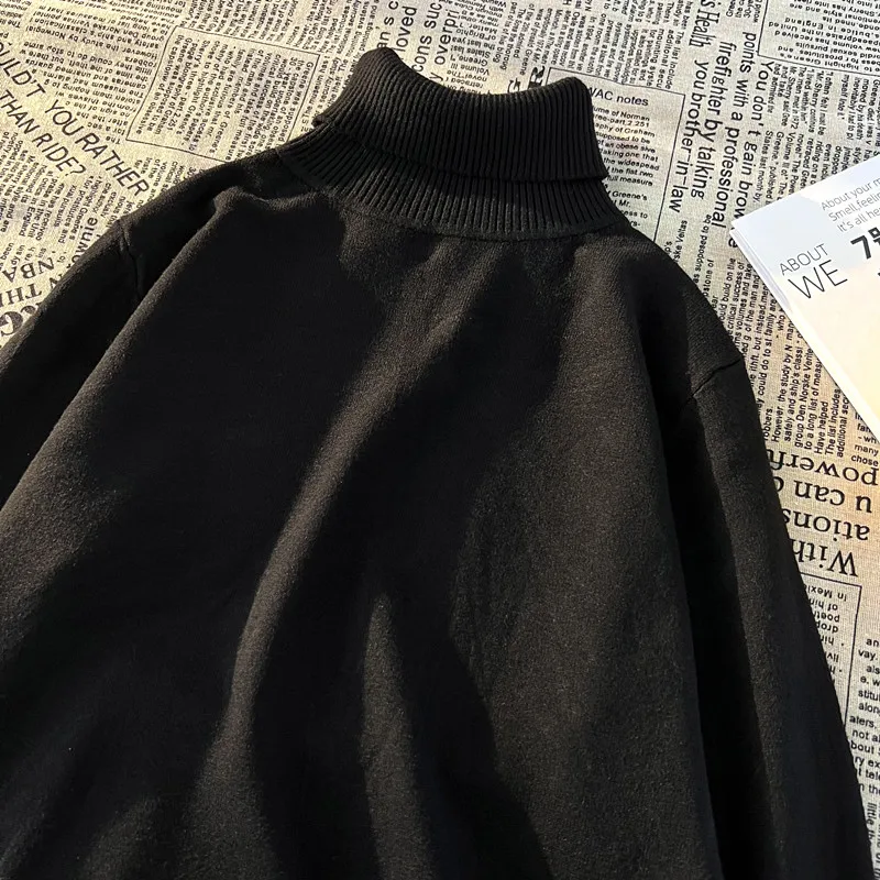 الياقة المدورة سترة الرجال شتاء جديد وصول موضة فضفاضة عادية الطلاب الصلبة الأساسية الحياكة الدافئة بسيطة الترفيه الذكور Chandails