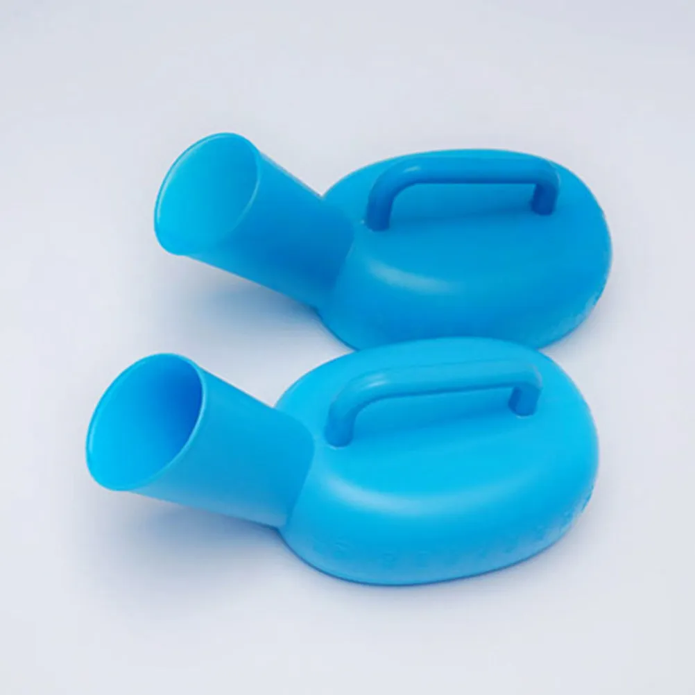 

2Pcs Thickened Urinal Bottles Portable Male Patient Urinals with Wide Spout Smooth Edges Handle Design Easy to Use Clean