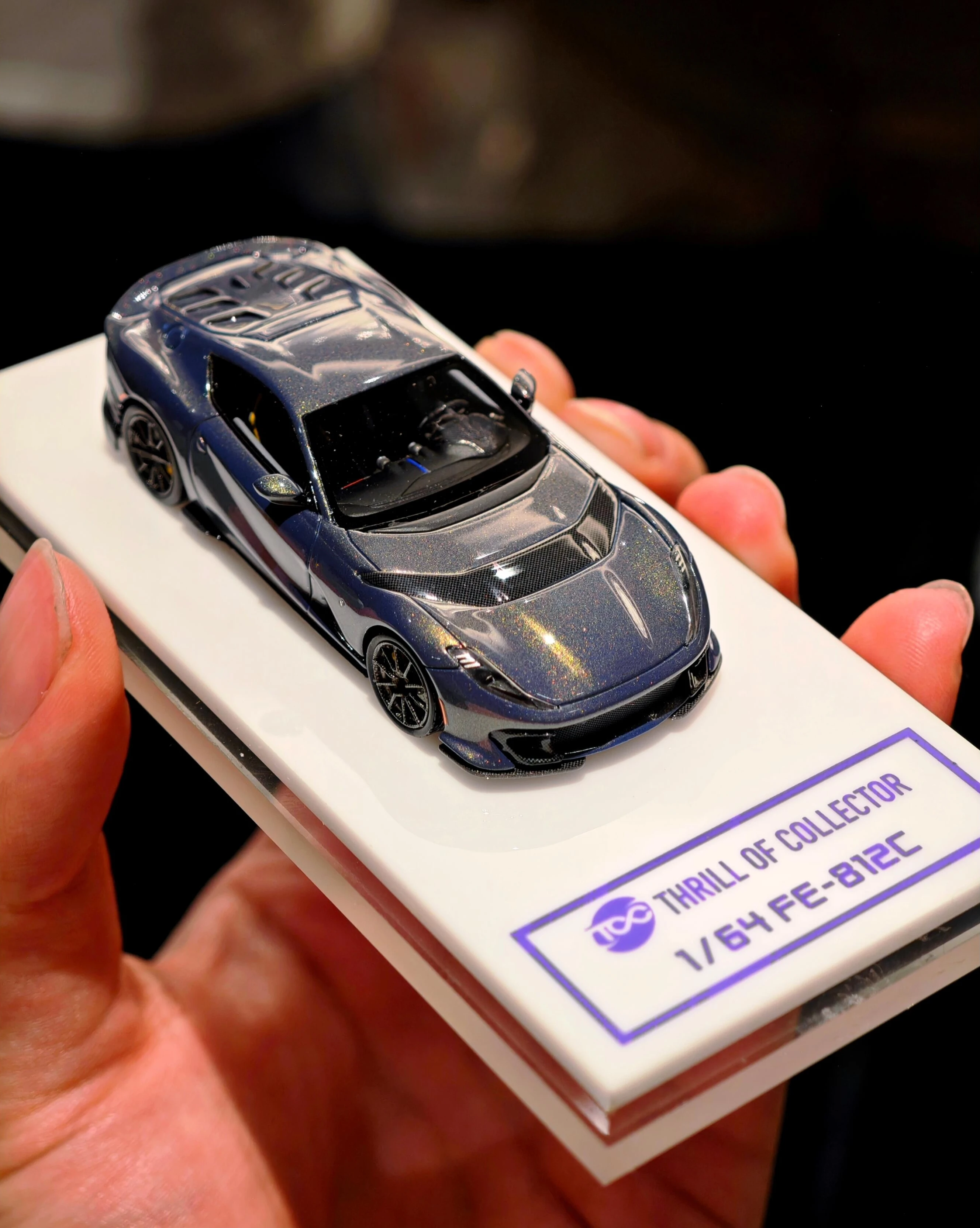 Fuelme 2025APAxpo 1:64 812C Model Samochodu z Żywicy, Limitowana Edycja Kolekcjonerska