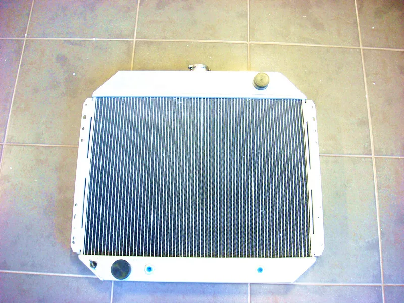 62mm 3Row Aluminum Radiator for 1966-1979 Ford Trucks F100 F150 F250 F350 / 1978-1979 Bronco V8