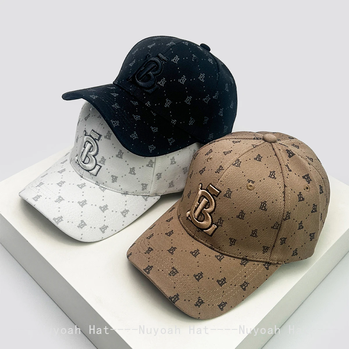 

New Men Women Hardtop Fully Printed Embroidered BL Letters Baseball Hats Sunshade Personal Versatile Peaked Caps Fashion Streett
