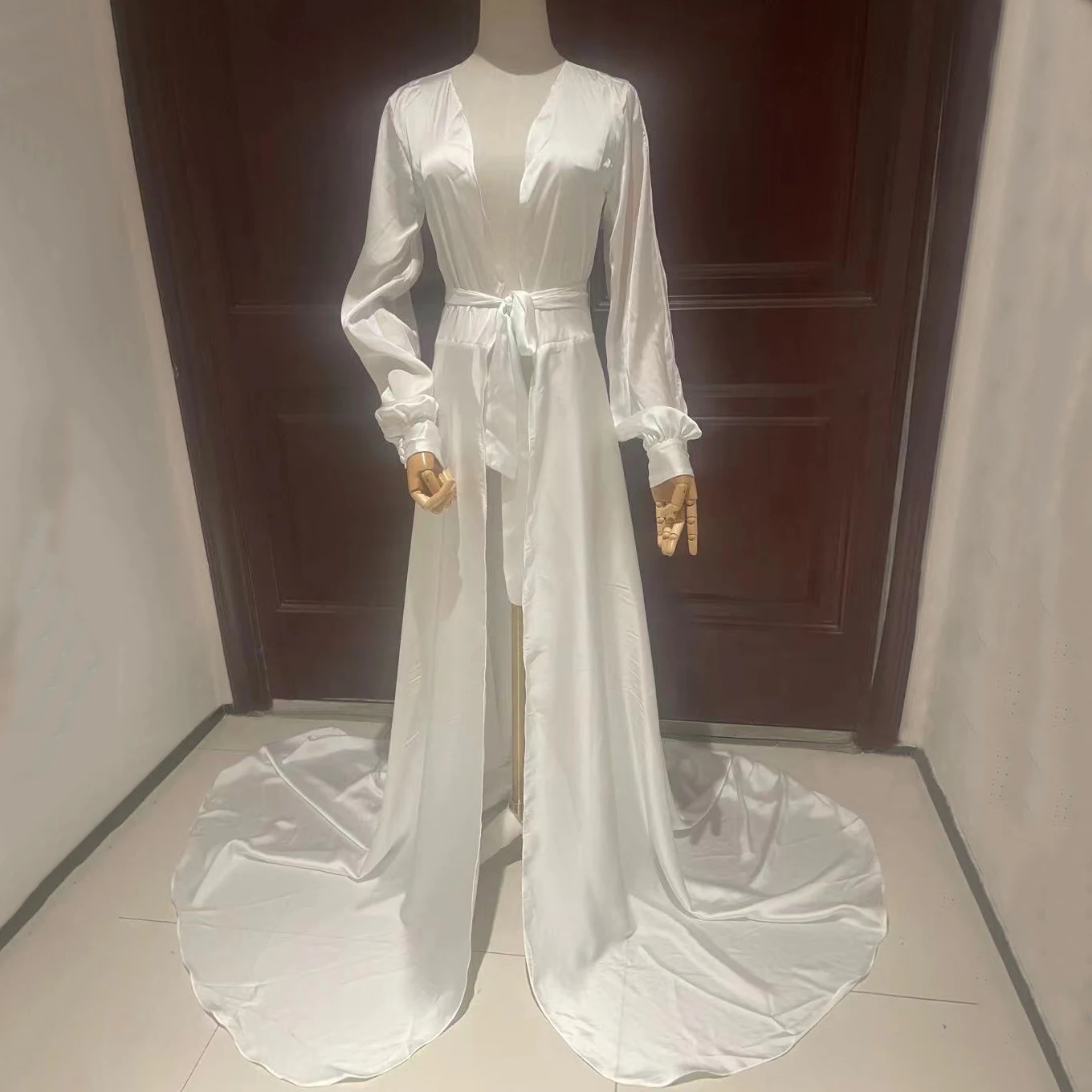 

Chiffon Satin Long Wedding Jacket Party Dress Long Coat Split Sleeve Bridal Robe Bride Cape Customized