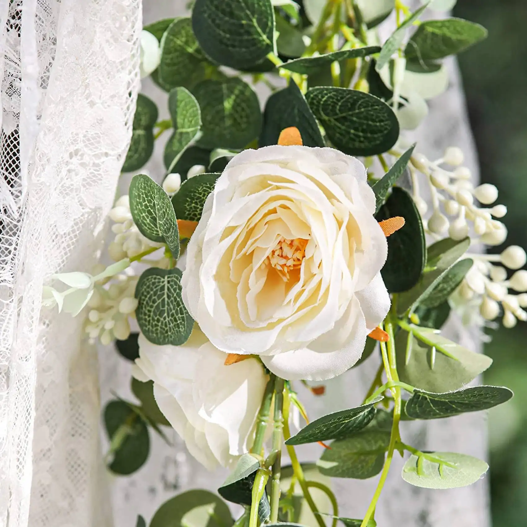 Guirxiété d'eucalyptus artificielle en vrac avec rose champagne, feuilles de vigne vertes, injFloral, lot de 2