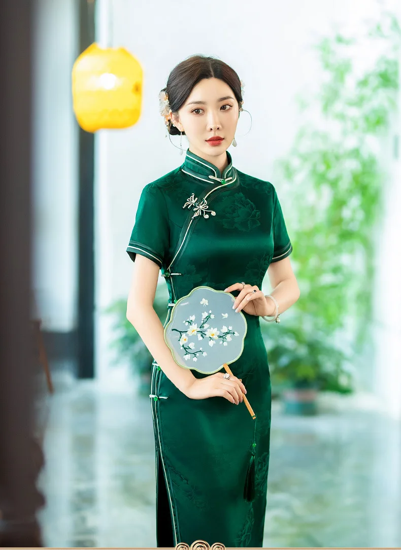 

Yourqipao Chinese Traditional Green Cheongsam Evening Dress Vintage Old Shanghai Mother Qipao For Women