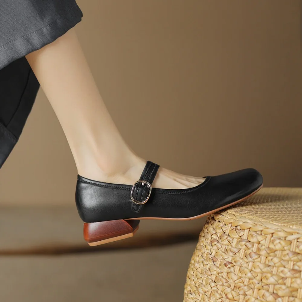 2024 New Cow Leather Women Low Heel Shoes Square Toe Retro Mary Janes Pumps Casual Spring Autumn Lady Career Shoes Rozmiar 34-42