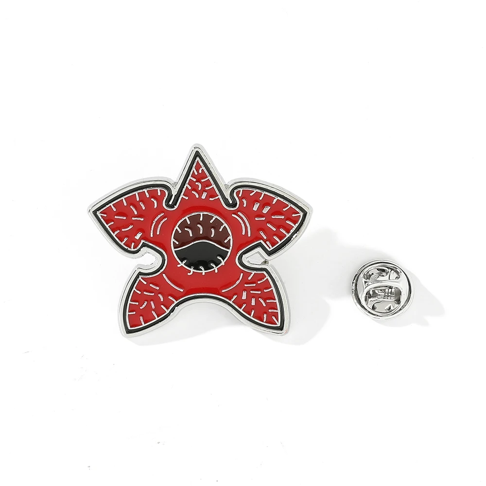 Classic Stranger Season Things Chomper Brooch Red Metal Enamel Lapel Pin Clothing Backpack Badge for Women Party Gifts Accessory