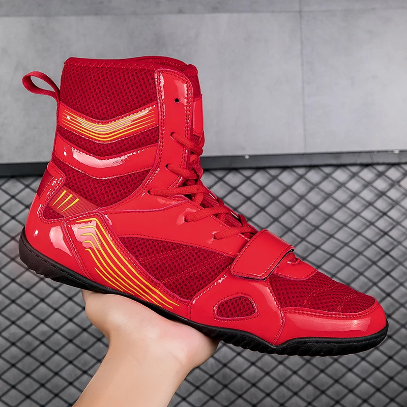 2024 New Wrestling Shoes for Men Women White Red Indoor Sports Shoes Big Boy Designer Mesh Boxing Fighting Boots Unisex